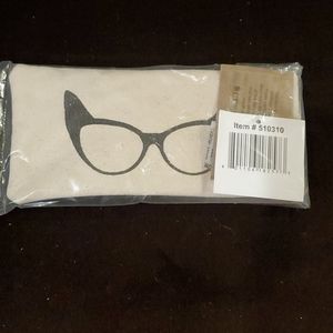 Eyeglass case